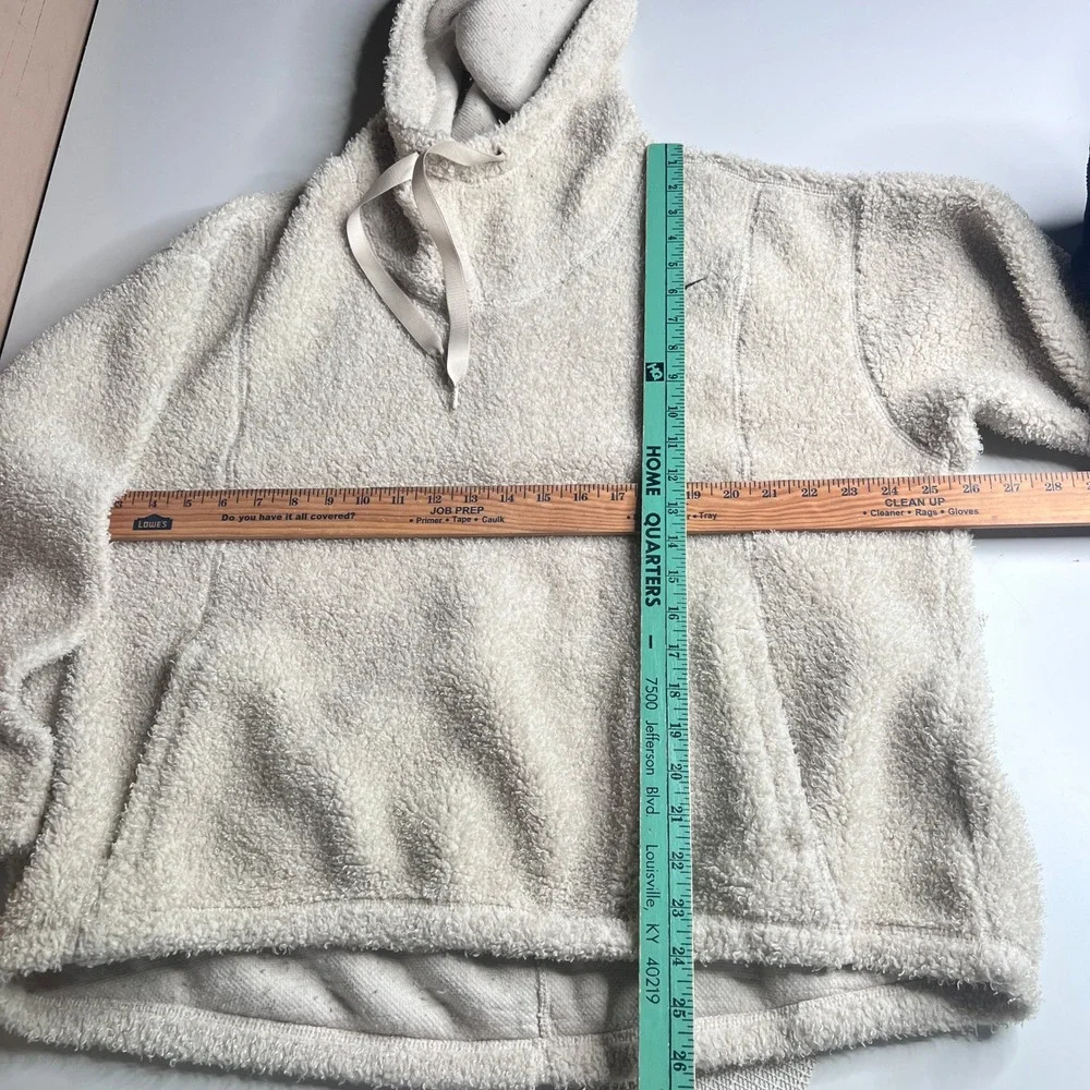 Nike‎ Therma-FIT Sherpa Fleece Hoodie Womens Large Cream DD6470-206 Pullover